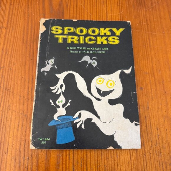 Halloween 2025 Themed YA Stories Lot of 8 ~ Be There & Be Scared! - Picture 2 of 8